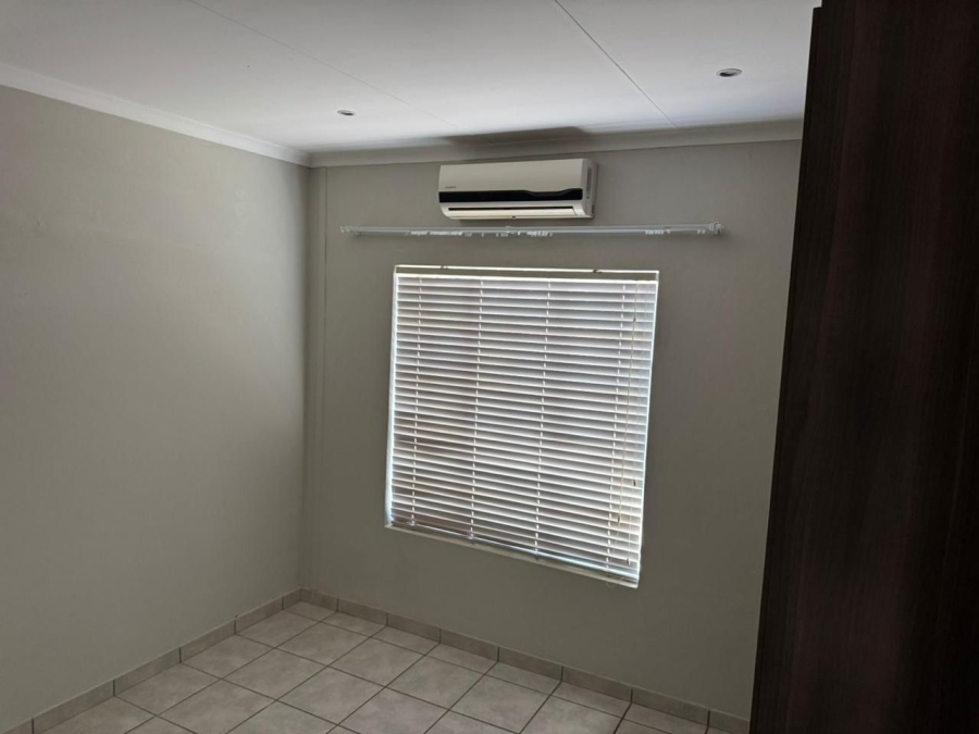 4 Bedroom Property for Sale in Hexrivier Lifestyle Estate North West